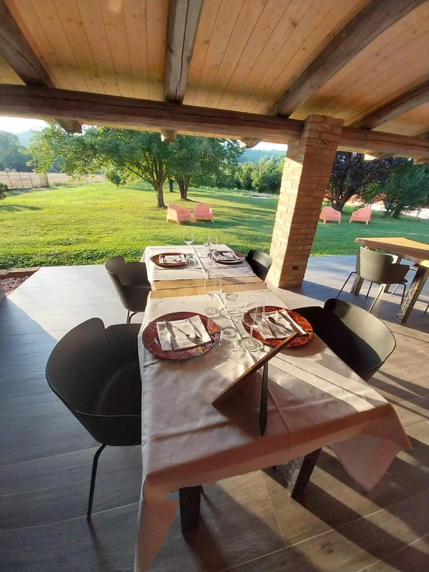 Miravigne House - Casa Di Campagna Con Cucina Castagnole delle Lanze Luaran gambar