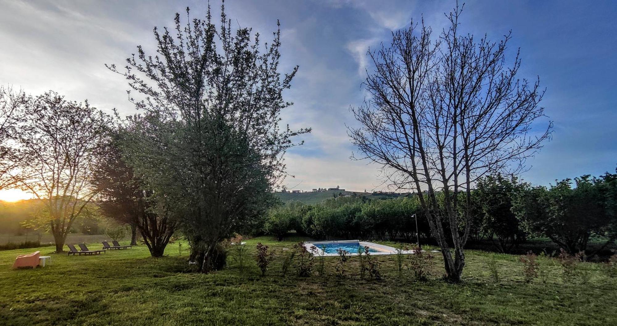 Miravigne House - Casa Di Campagna Con Cucina Castagnole delle Lanze Luaran gambar