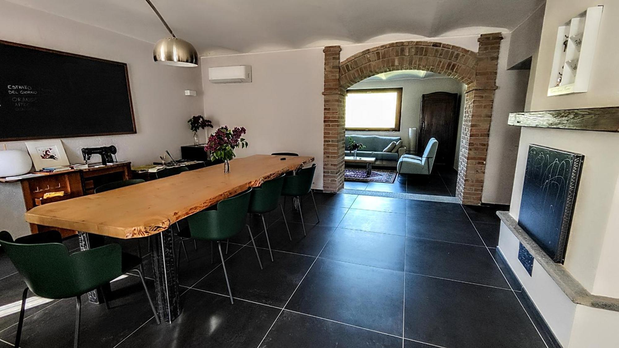 Miravigne House - Casa Di Campagna Con Cucina Castagnole delle Lanze Luaran gambar